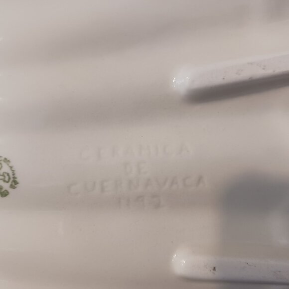 Vintage Scallop Clam Shell dish Ceramica De Cuernavaca Mexico 12.5" x 10" - Picture 5 of 6